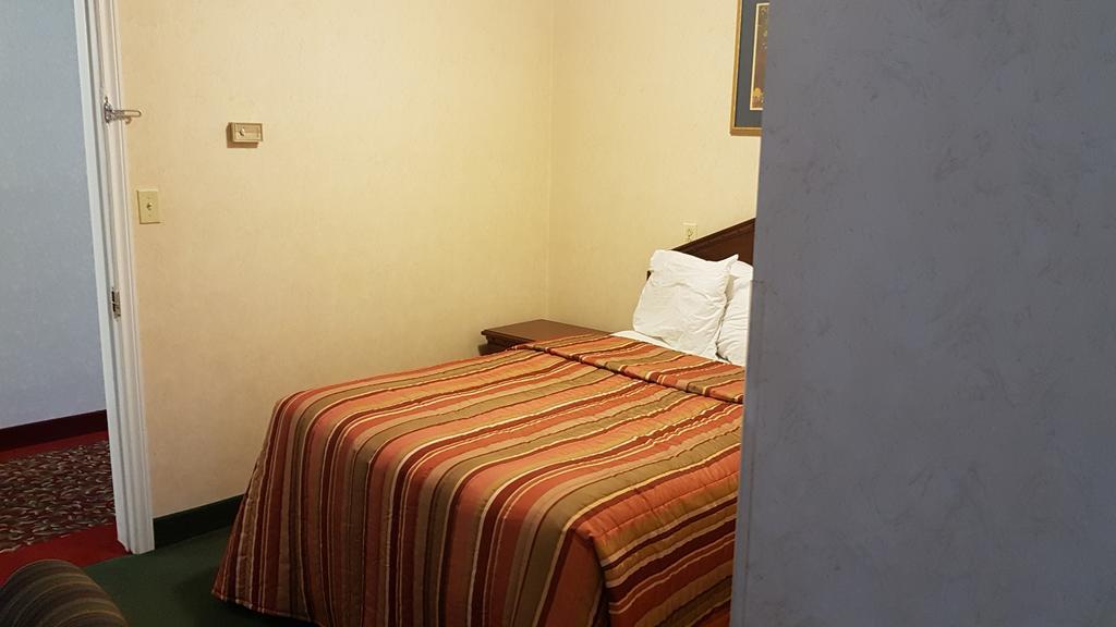 Queens Arms Inn تشارلوت تاون المظهر الخارجي الصورة