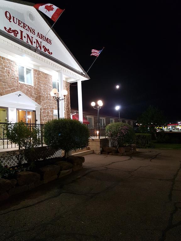 Queens Arms Inn تشارلوت تاون المظهر الخارجي الصورة