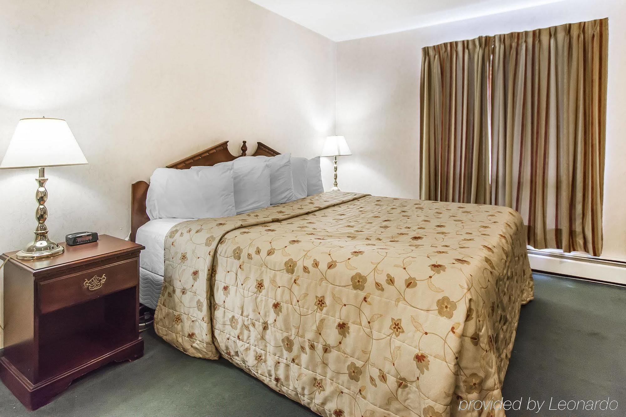 Queens Arms Inn تشارلوت تاون المظهر الخارجي الصورة
